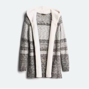 Elegant Gray Striped Women's Cardigan